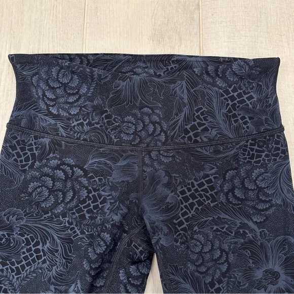 Lululemon Wunder Under Low-Rise Tights - Picture 5 of 7